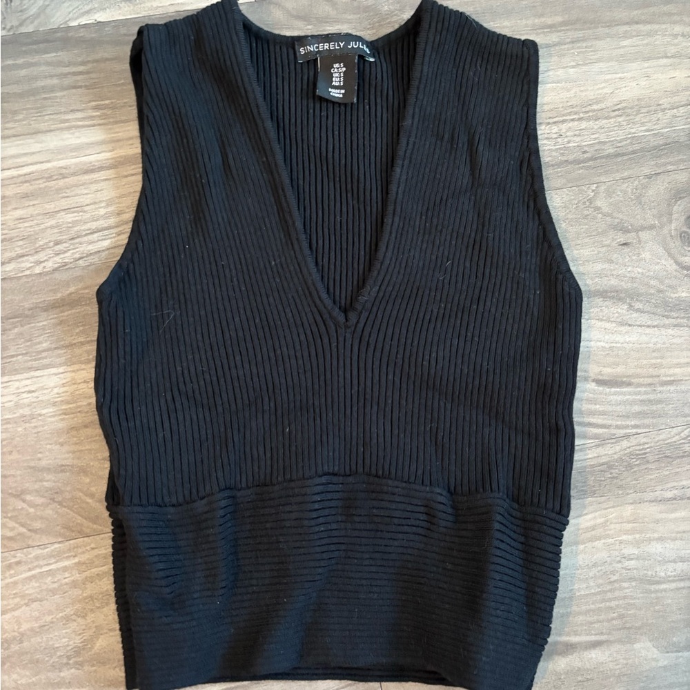 Sincerely Jules Black Ribbed Knit Top